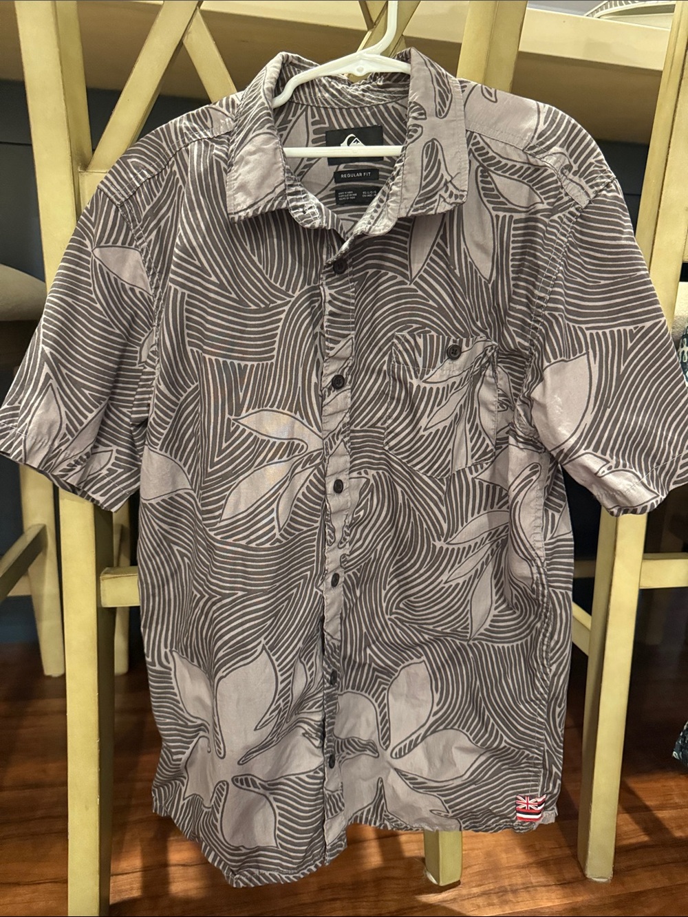 Quiksilver Casual Short-Sleeve Floral Shirt - Size L